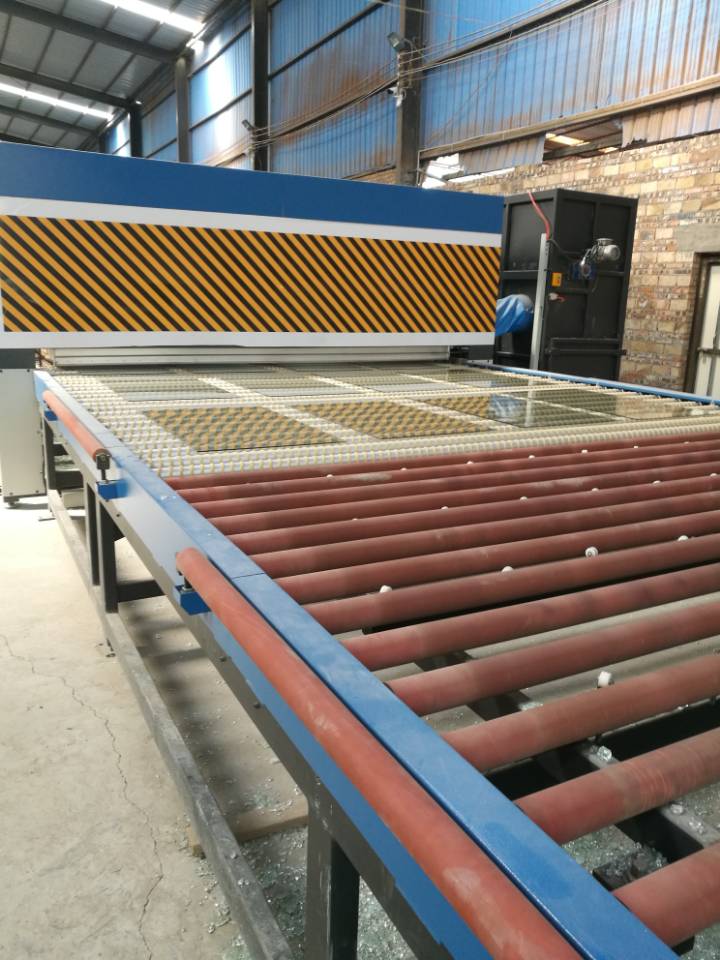 XFC350變頻器在玻璃鋼化爐上應用(圖4) XFC350變頻器在玻璃鋼化爐上應用(圖4)