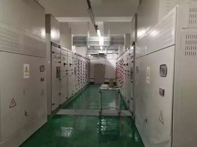 西馳有源電力濾波器應用于武漢某機場交通中心(圖1) 西馳有源電力濾波器應用于武漢某機場交通中心(圖1)